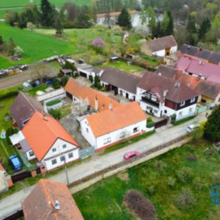 Prodej rodinného domu 100 m² Zemětice