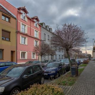 Prodej kanceláře 91 m² Pardubice, V Ráji