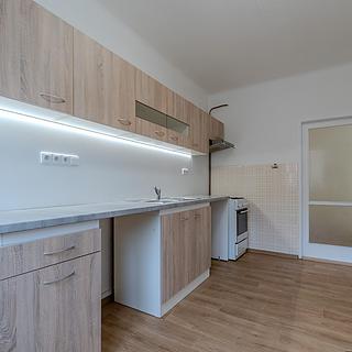 Pronájem bytu 2+1 60 m&sup2; Ostrava