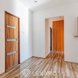 Prodej bytu 2+1 85 m&sup2; Šanov