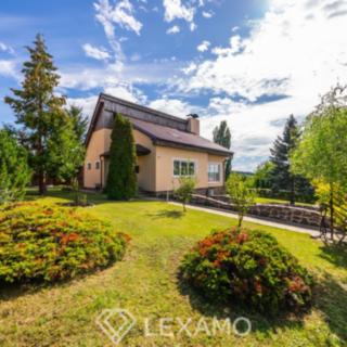 Prodej rodinného domu 270 m&sup2; Slatina