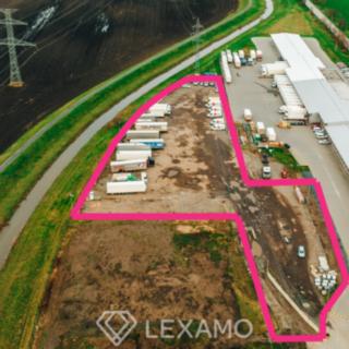 Pronájem komerčního pozemku 8 000 m² Měnín, 