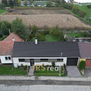 Prodej stavební parcely 621 m² Domanín, 