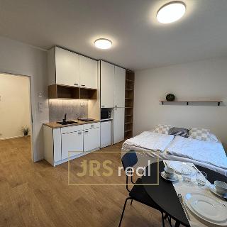 Pronájem bytu 1+kk a garsoniéry 28 m² Brno, Cejl