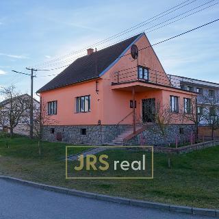 Prodej rodinného domu 208 m² Ratíškovice, 