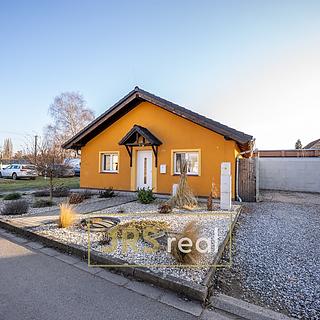 Prodej rodinného domu 105 m&sup2; Šaratice