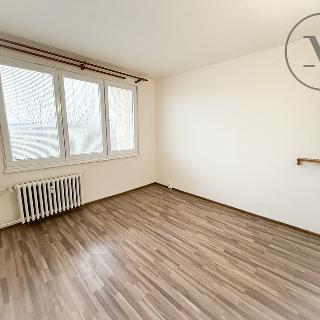 Pronájem bytu 2+1 51 m² České Budějovice, Nádražní