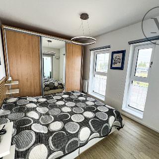 Pronájem bytu 2+kk 43 m² České Budějovice, Nádražní