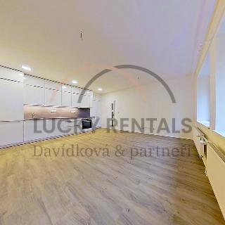 Pronájem bytu 2+kk 62 m² Praha, Pod Děvínem