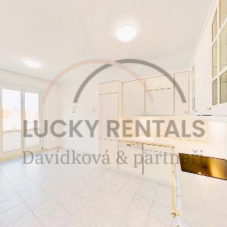 Pronájem bytu 2+1 80 m² Praha, Levá