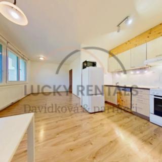 Pronájem bytu 1+kk, garsoniery 33 m² Praha