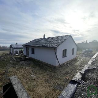 Prodej rodinného domu 90 m² Pamětice, 