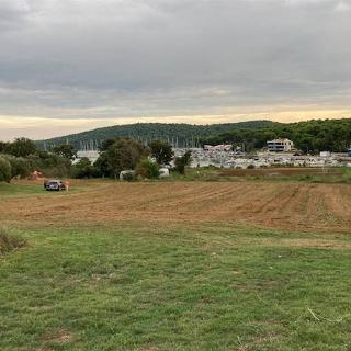 Prodej stavební parcely 742 m² v Chorvatsku