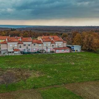 Prodej stavební parcely 1 144 m² v Chorvatsku