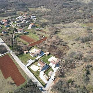 Prodej stavební parcely 3 100 m² v Chorvatsku