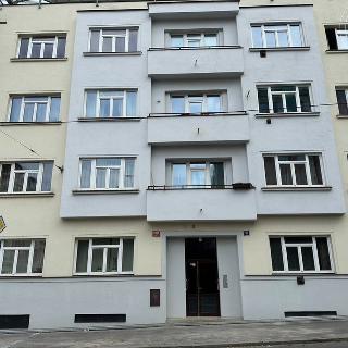 Pronájem bytu 2+kk 51 m² Praha, U Balabenky