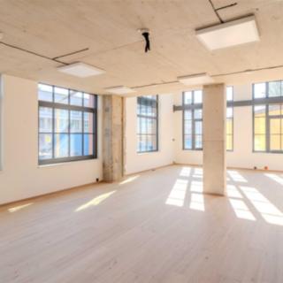 Prodej kanceláře 144 m² Praha