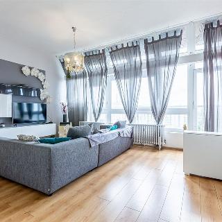 Pronájem bytu 1+kk a garsoniéry 47 m² Praha, V hůrkách