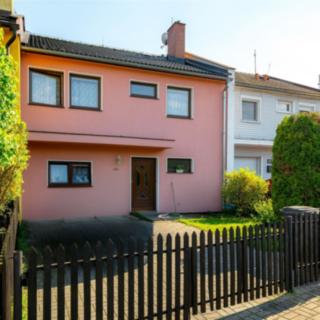 Prodej rodinného domu 140 m² Vroutek