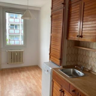Pronájem bytu 3+1 64 m² Praha Lhotka, Na rovinách