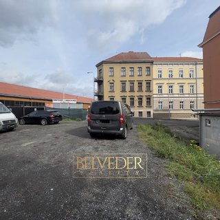 Pronájem komerčního pozemku 1 017 m² Teplice, Na hrázi