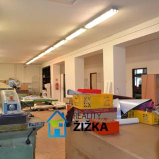 Pronájem výrobního objektu 200 m² Hrušovany u Brna
