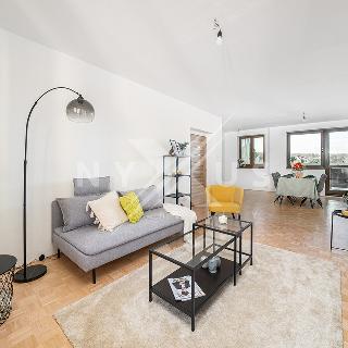 Prodej bytu 4+kk 88 m² Praha, Dýšinská