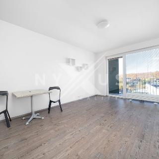 Prodej bytu 2+kk 53 m² Kladno, Benediktínská