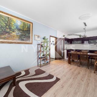 Prodej bytu 3+kk 75 m² Praha, Saarinenova