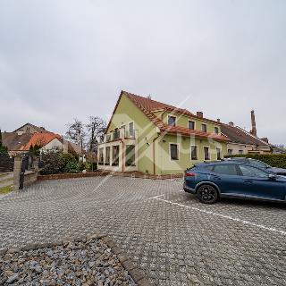 Prodej rodinného domu 255 m² Třeboň, Sádecká