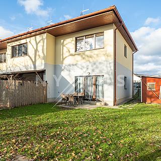 Prodej bytu 3+kk 80 m&sup2; Králův Dvůr