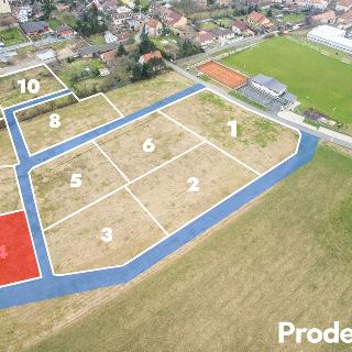 Prodej stavební parcely 1 001 m², 