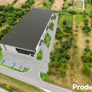 Prodej komerčního pozemku 11 010 m² Znojmo, 