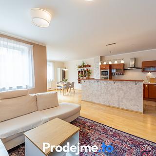 Prodej bytu 4+kk 119 m&sup2; Rudná