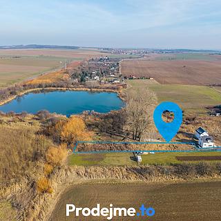 Prodej stavební parcely 1608 m&sup2; Znojmo