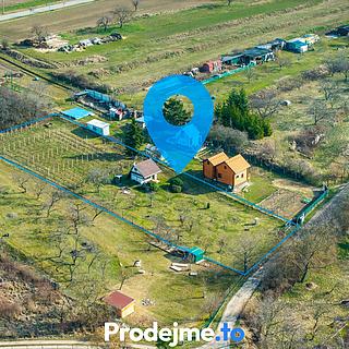 Prodej zahrady 2005 m&sup2; Znojmo