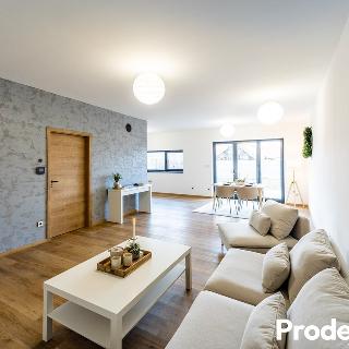 Prodej rodinného domu 122 m² Znojmo, 