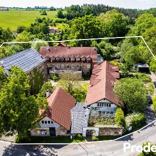 Prodej hotelu a penzionu 1 288 m² Ronov nad Doubravou, 