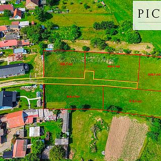 Prodej stavební parcely 827 m&sup2; Dnešice