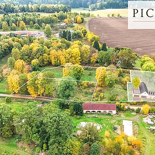 Prodej stavební parcely 2797 m&sup2; Lipová