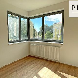 Prodej bytu 4+kk 123 m² Františkovy Lázně, Nádražní