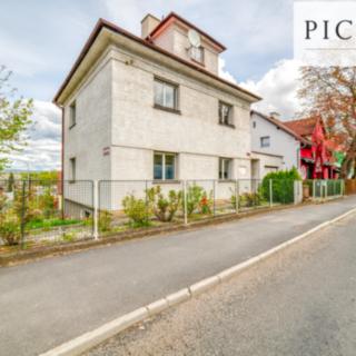 Prodej rodinného domu 288 m² Sokolov