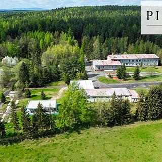 Prodej hotelu, penzionu 5000 m² Hazlov