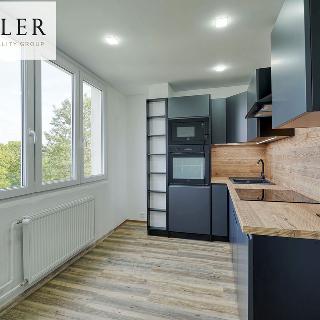 Prodej bytu 3+1 71 m² Nýrsko, Sídliště II