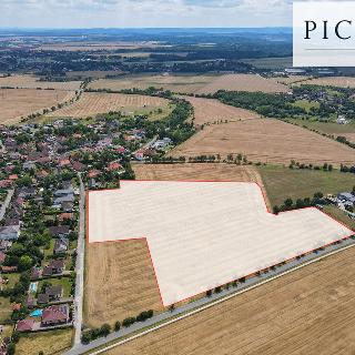 Prodej zemědělské půdy 60 676 m² Červený Újezd, 