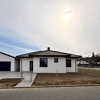 Prodej rodinného domu 117 m&sup2; Rozvadov