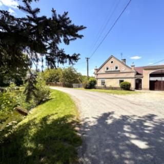 Prodej rodinného domu 280 m² Bor, 