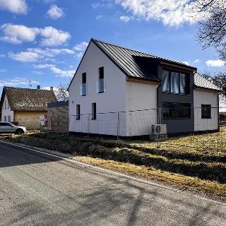 Prodej rodinného domu 161 m² Částkov, 