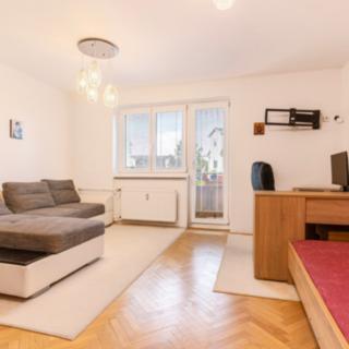 Prodej bytu 3+kk 66 m² Králův Dvůr, Pod Hájem