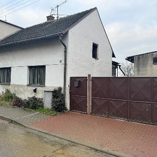 Prodej rodinného domu 70 m² Kojice, 